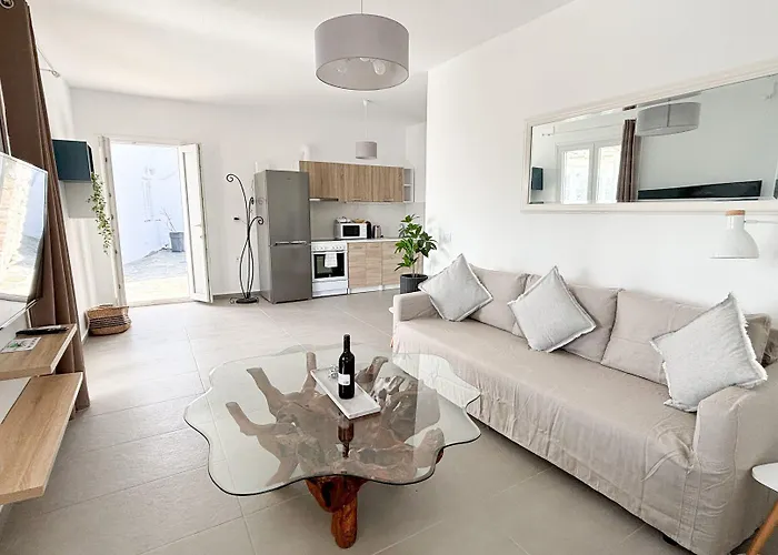 Amperian Mykonos & 4*