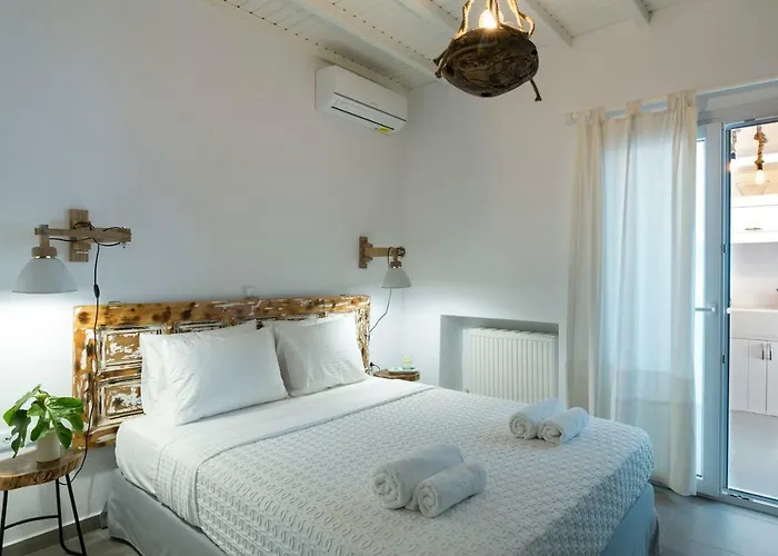 Отель Amperian Mykonos & Mykonos Town