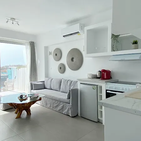 Amperian Mykonos & Hotell 4*