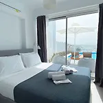Amperian Mykonos & Hotel 4*