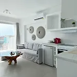 Amperian Mykonos & Hotel 4*